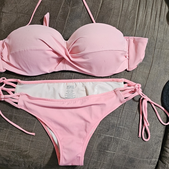 Pink L VS PINK Swim - Picture 3 of 4